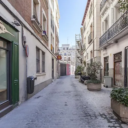 Apartment Cava Baja Madrid