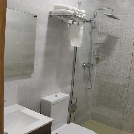 Golden 21 Guest house