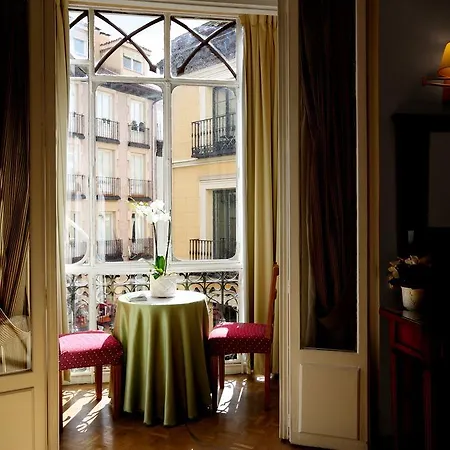 Guest house Macarena 2*