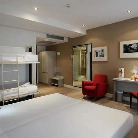 Petit Palace Puerta Del Sol Hotel 3*