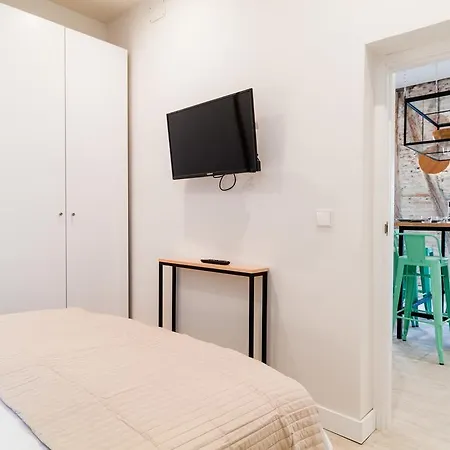 Latina I Apartment