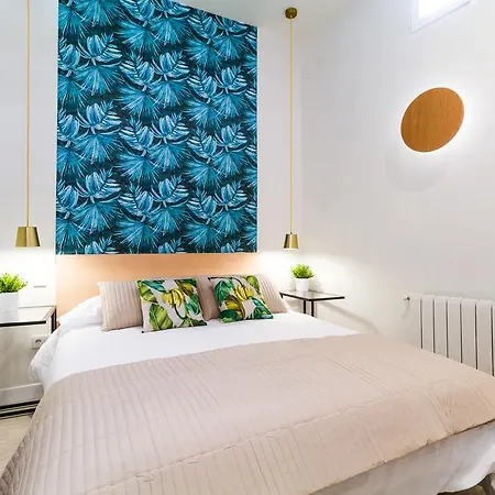 Latina I Apartment