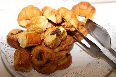 فندق دي باراخاس 3*