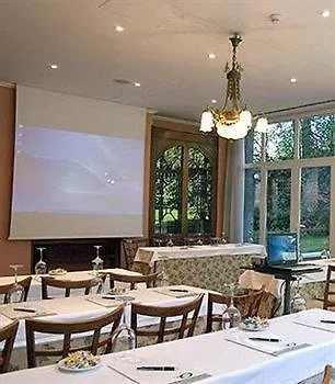 Hotel La Quinta De Cedros Madrid