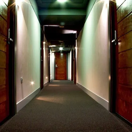Hotel 7 Islas