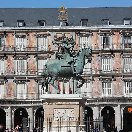 7 De Julio, Plaza Mayor Apartment *