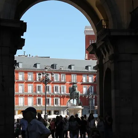 7 De Julio, Plaza Mayor Apartment