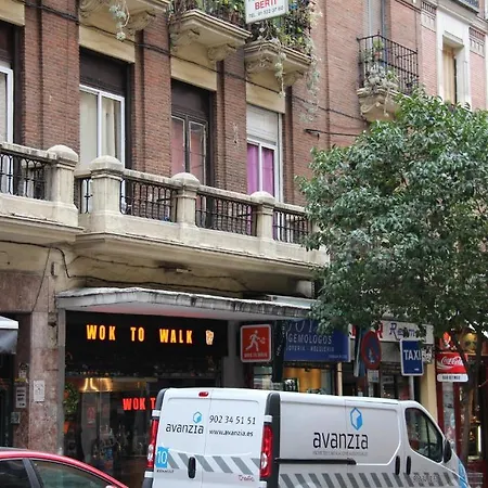 Guest house Casa Lemus Madrid