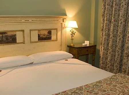 Hotel La Quinta De Cedros