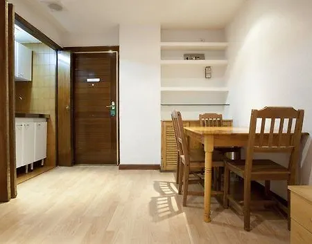 Goya 75 3*