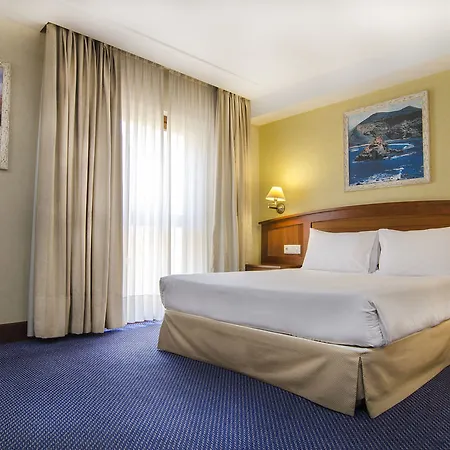 7 Islas Hotel 4*