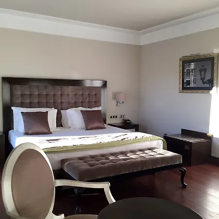 Hotel Jardin Real De Mirasierra *