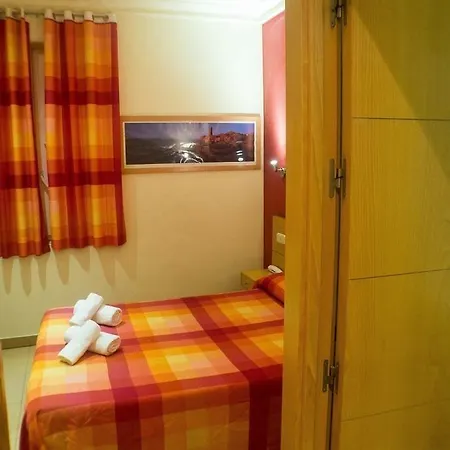 Inter Puerta Del Sol Auto Check In Guest house