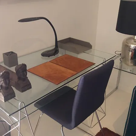 Plaza Santa Ana Apartment