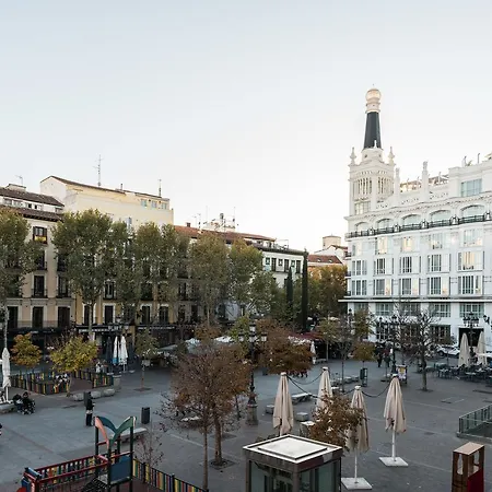 Apartment Plaza Santa Ana Madrid