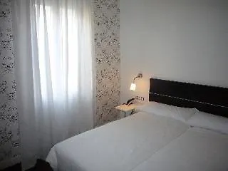 Life Gran Via 3*