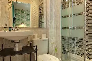 Hotel Suites You Zinc 3*