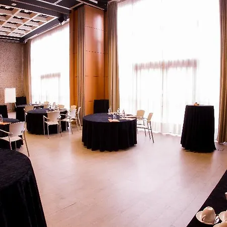 Silken Puerta Hotel 4*