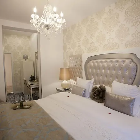 Casa Boutique (adults Only) Pensión Madrid