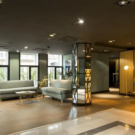فندق بيتيت بالاس ألكالا 4*