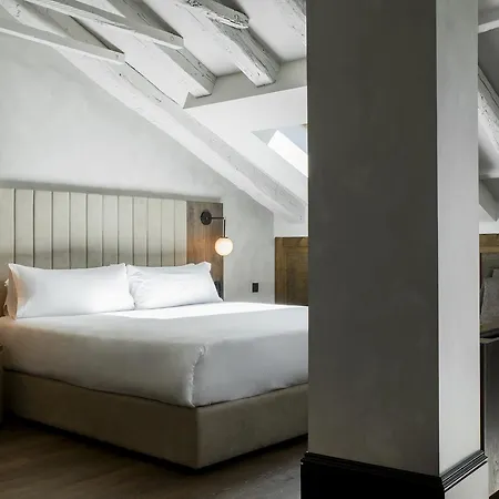 Icon Wipton Hotel 4*