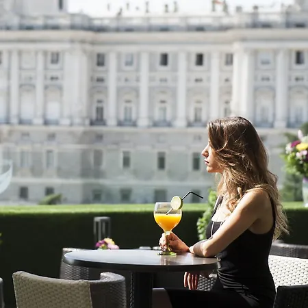 Appart hôtel Apartosuites Jardines De Sabatini Madrid