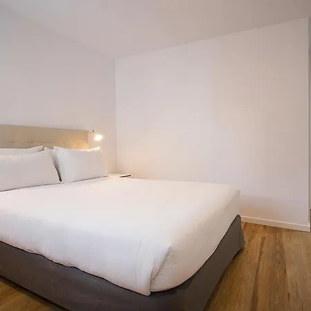 Apartment Tandem La Bolsa 4 *