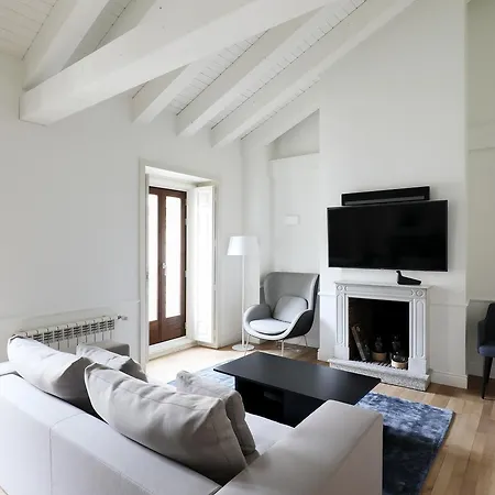 Recoletos House Apart-hotel 4*
