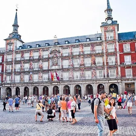La Casa De La Plaza *