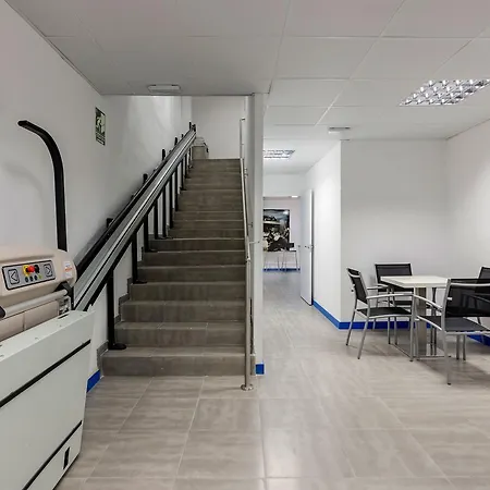 Ah - Alfred Hostel Madrid