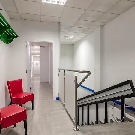 Ah - Alfred Hostel Madrid