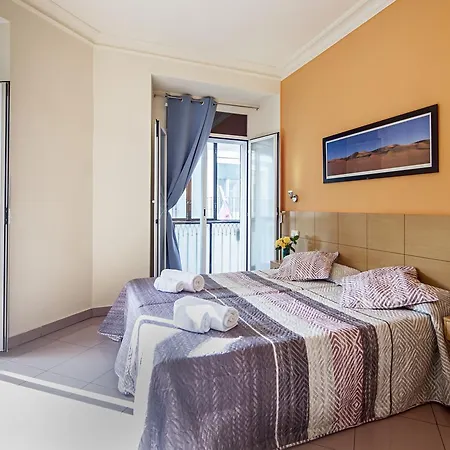 Guest house Inter Puerta Del Sol Auto Check In Madrid
