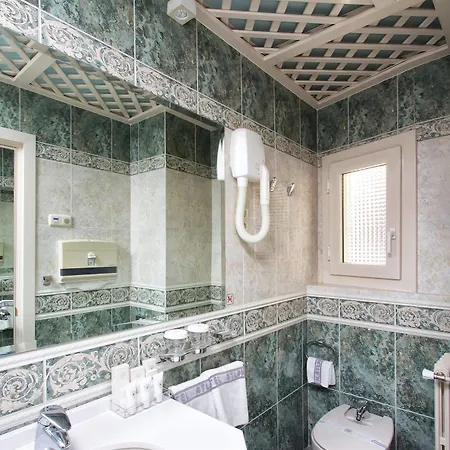 Atlantico Hotel 4*