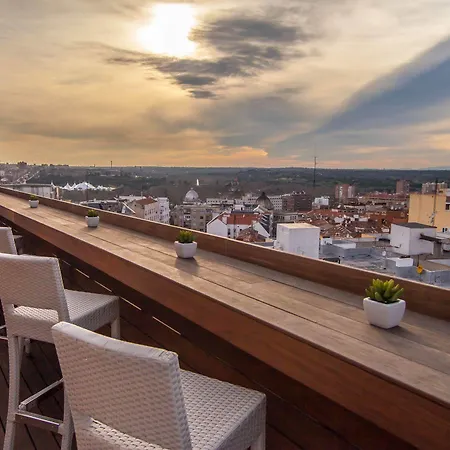 Apartosuites Jardines De Sabatini 3*