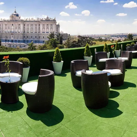 Apartosuites Jardines De Sabatini Appart hôtel 3*
