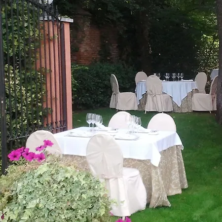 La Quinta De Cedros Madrid