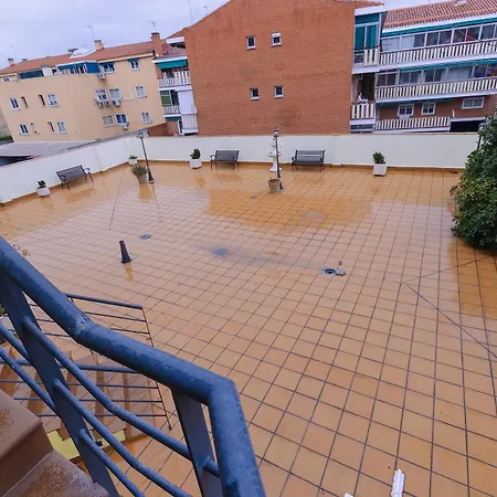 Barajas Plaza