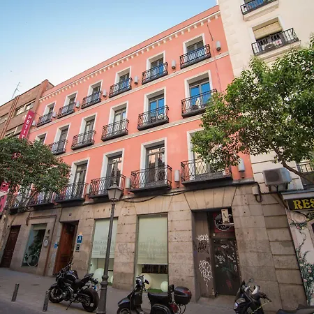 Petit Palace Tres Cruces