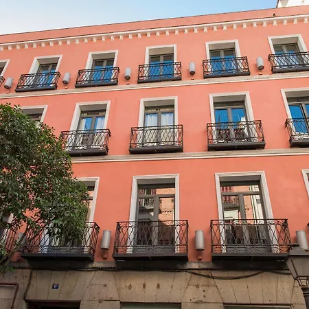 Hotel Petit Palace Tres Cruces