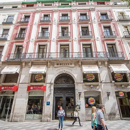 Petit Palace Puerta Del Sol 3* Madryt