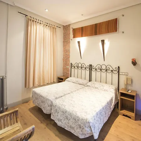 Guest house Manuela By Gaiarooms