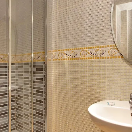 Hotel Suites You Zinc Madrid