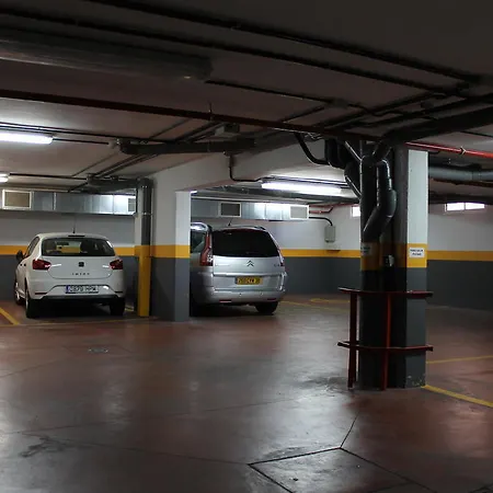 Barajas Plaza 3* Madryt