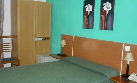 Pensión Trevinca 2*
