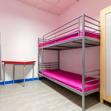 Ah - Alfred Hostel Madrid
