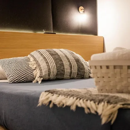 Πανσιόν Cc Malasana Μαδρίτη