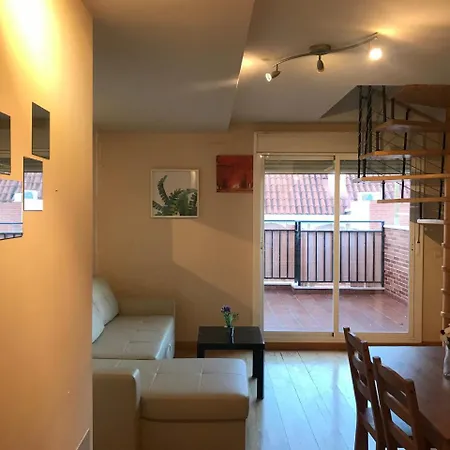 67 Calle Miosotis Madrid