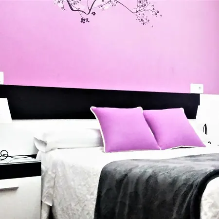 Bruna Paseo Del Prado Guest house