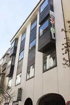 אכסניה Room00 Ventura מדריד