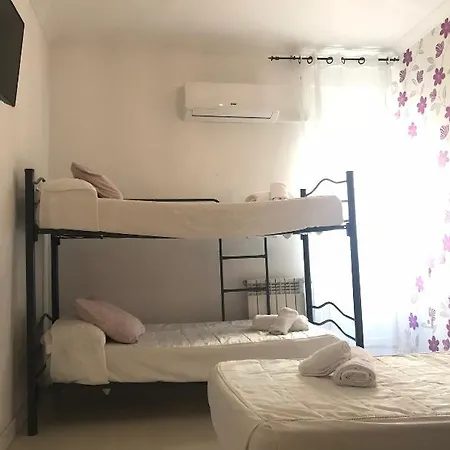 هوستال إيسترالا